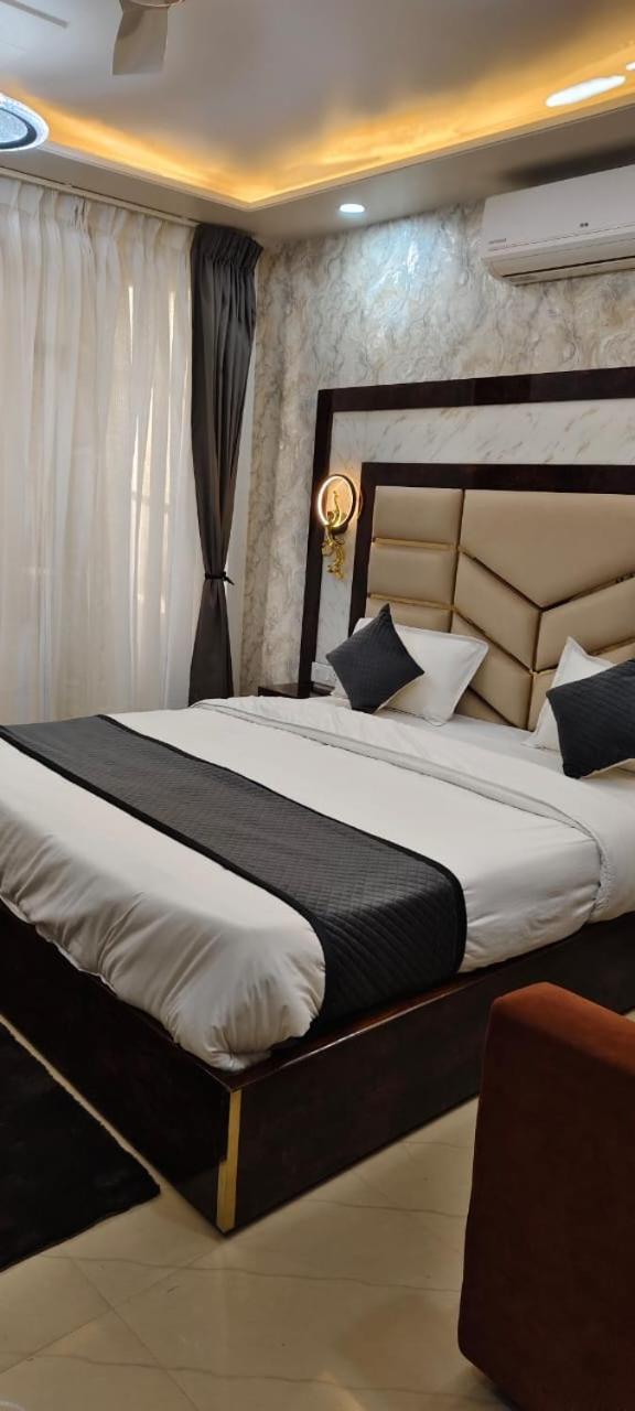 Hotel Maharaja Palace Савай Мадхопур Екстериор снимка